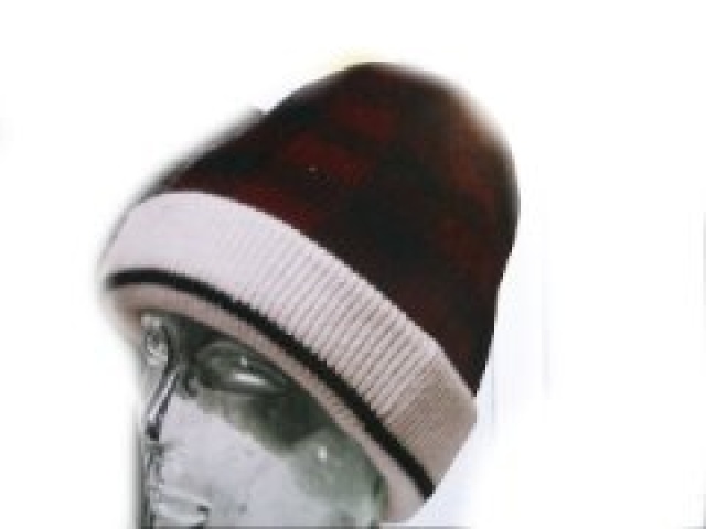 Toque 4 layer red check one size misty moutain