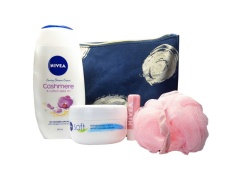 NIVEA GIFT SET 5PC TOTALLY PAMPERED (endcap)