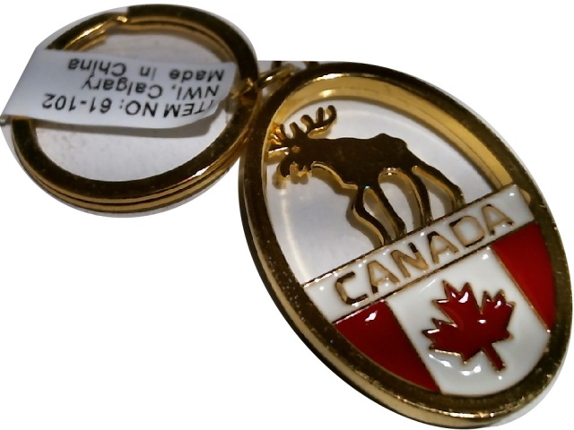 CANADA GOLD OVAL KEYCHAIN W/MOOSE